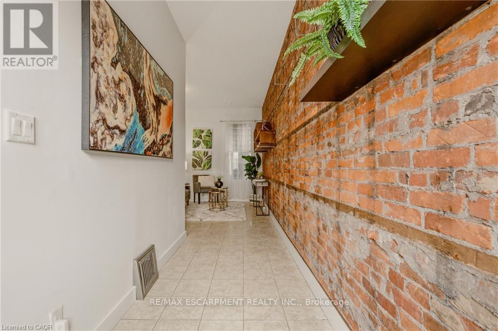 163 Victoria Avenue N, Hamilton, Ontario  L8L 5E9 - Photo 4 - X13229710