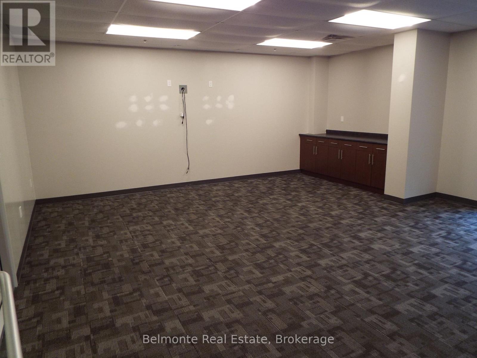 102 - 250 Water Street, Whitby, Ontario  L1N 0G5 - Photo 6 - E13229884