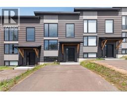 18 de la Colline, Dieppe, New Brunswick