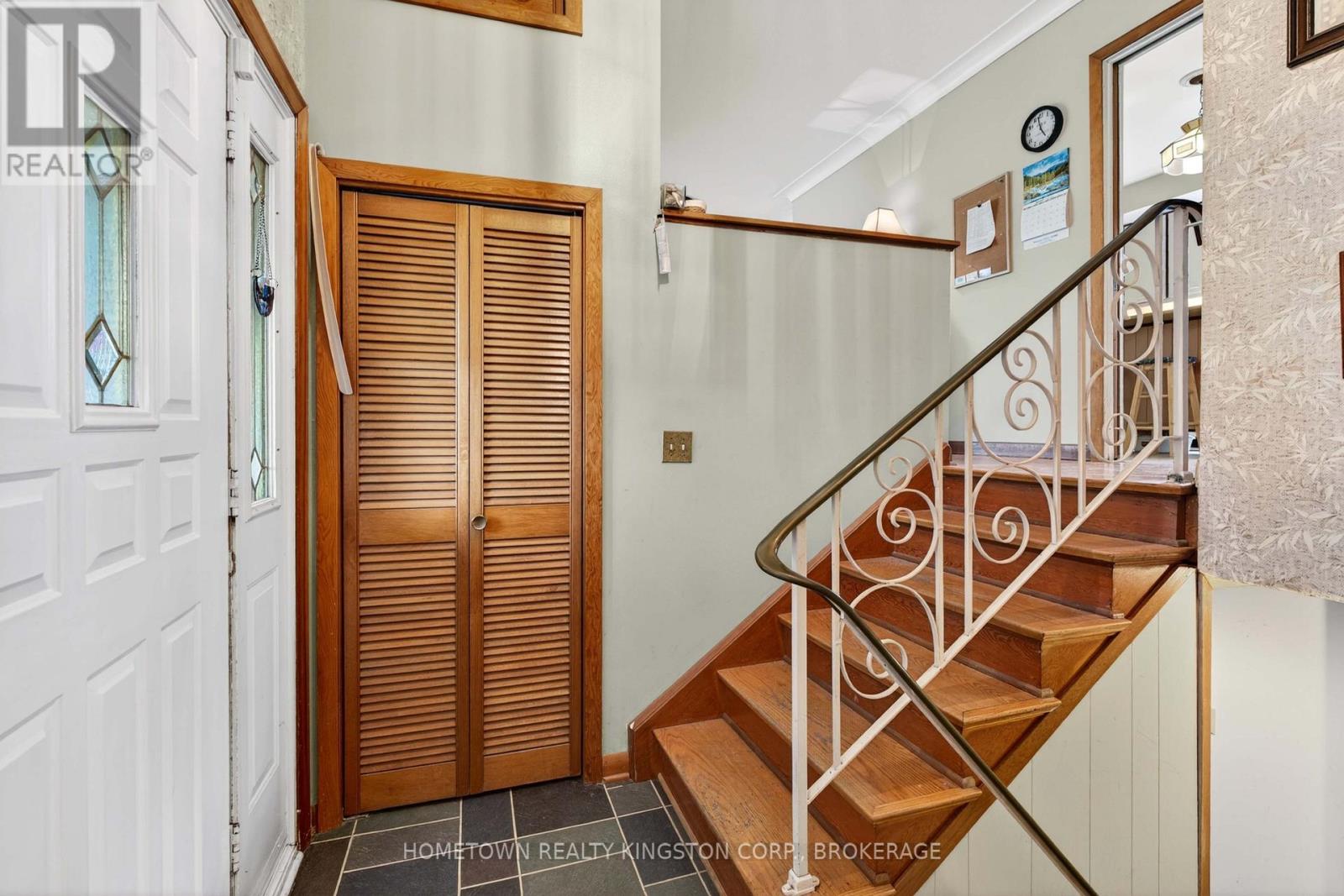 114 Campbell Crescent, Kingston, Ontario  K7M 1Z5 - Photo 3 - X13229802