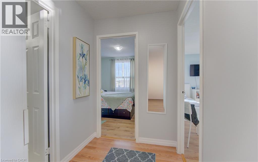 1100 Courtland Avenue E Unit# 404, Kitchener, Ontario  N2C 2H9 - Photo 12 - 40821061