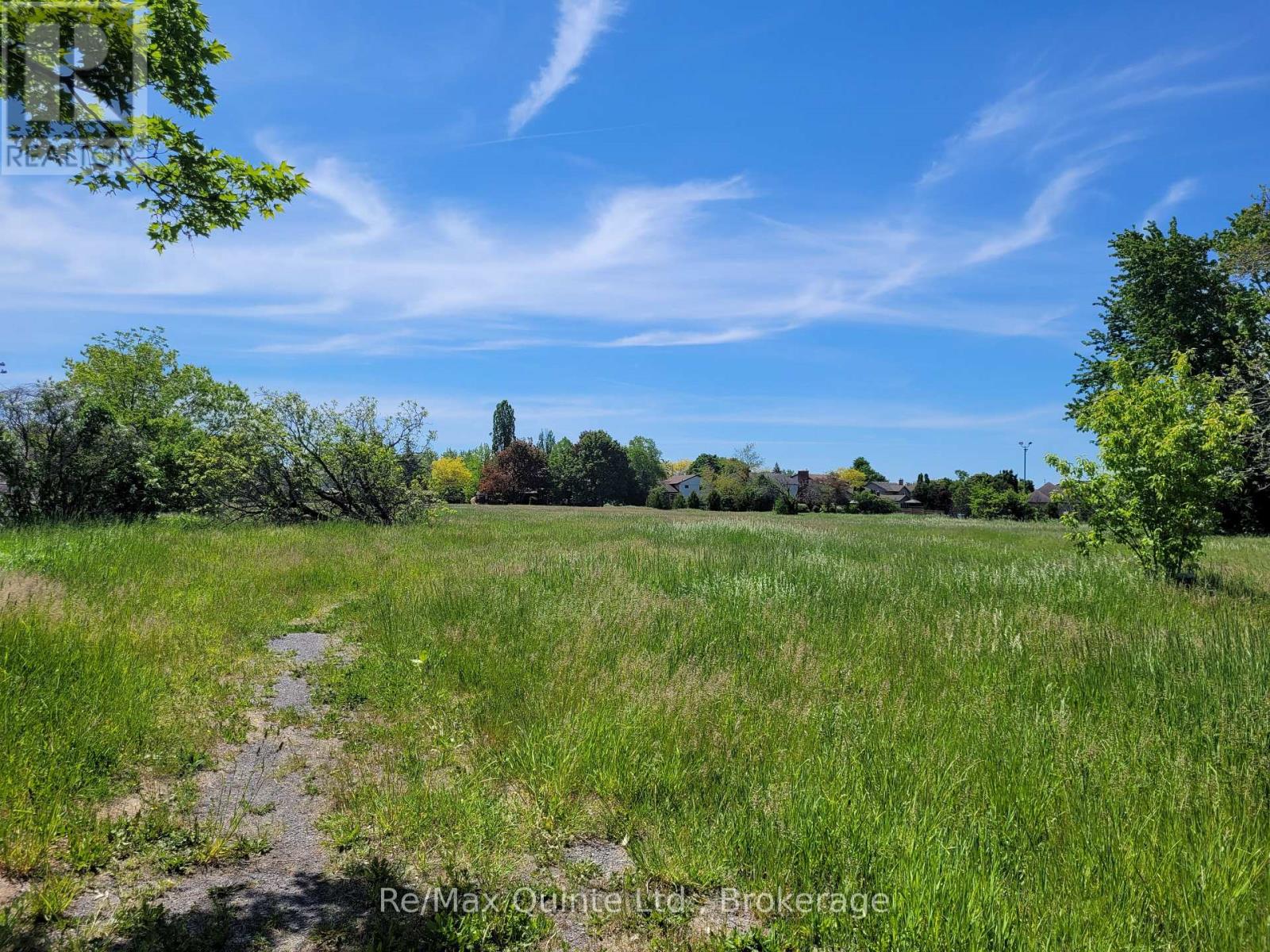 357 Bridge Street W, Belleville, Ontario  K8P 1H9 - Photo 2 - X13229938