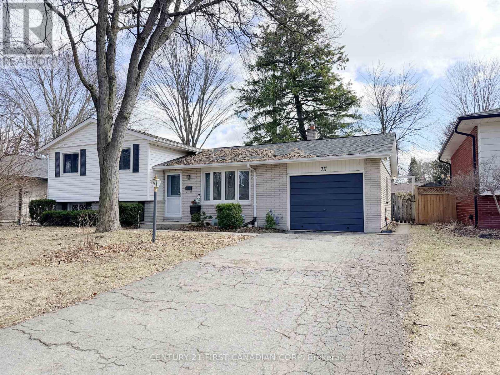 Upper Level - 711 Algoma Avenue, London North, Ontario  N5X 1W4 - Photo 18 - X13229946