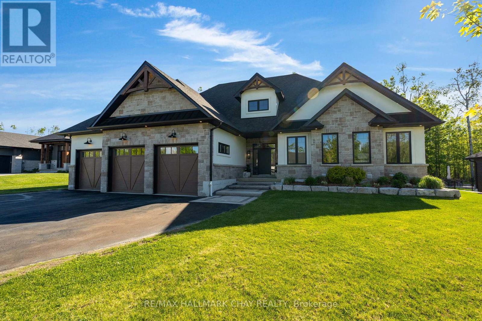4 WALTER JAMES PARKWAY, Springwater, Ontario