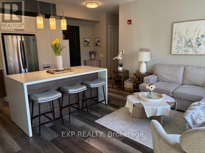 209 - 6479 Montrose Road, Niagara Falls, Ontario  L2H 1M1 - Photo 3 - X13229804