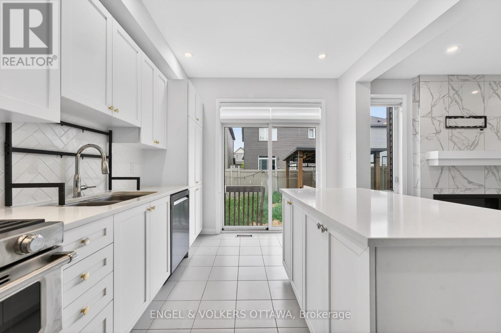 87 Coco Place, Ottawa, Ontario  K2T 0R2 - Photo 15 - X13229952