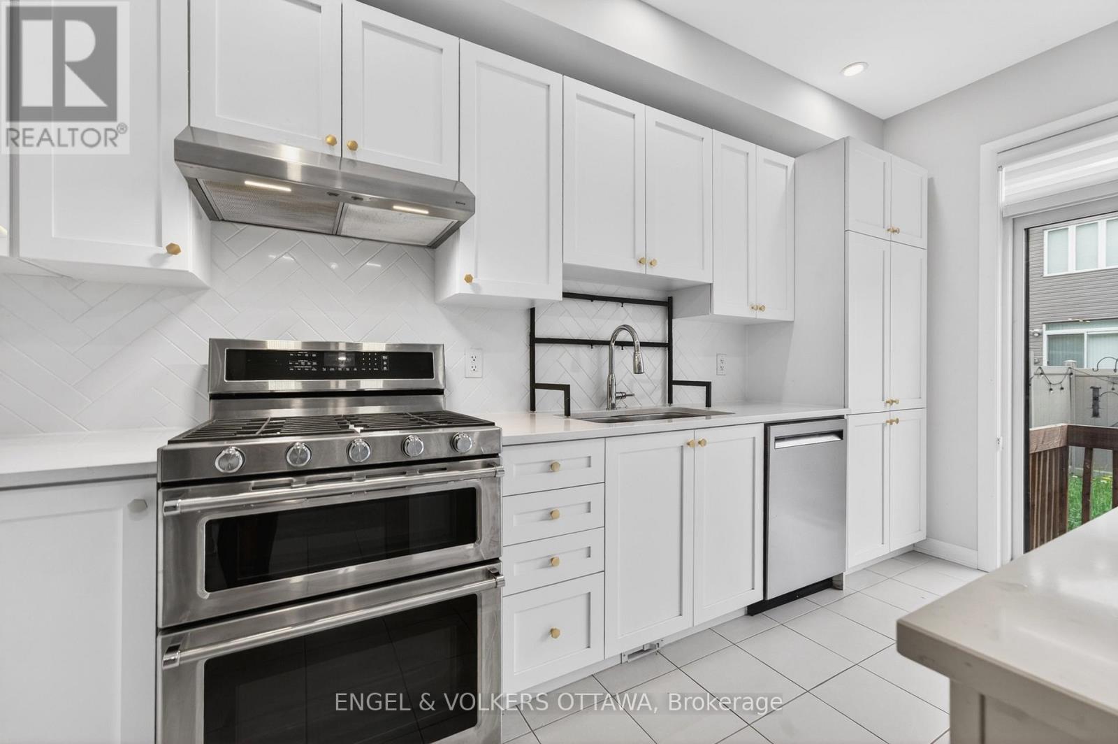 87 Coco Place, Ottawa, Ontario  K2T 0R2 - Photo 18 - X13229952