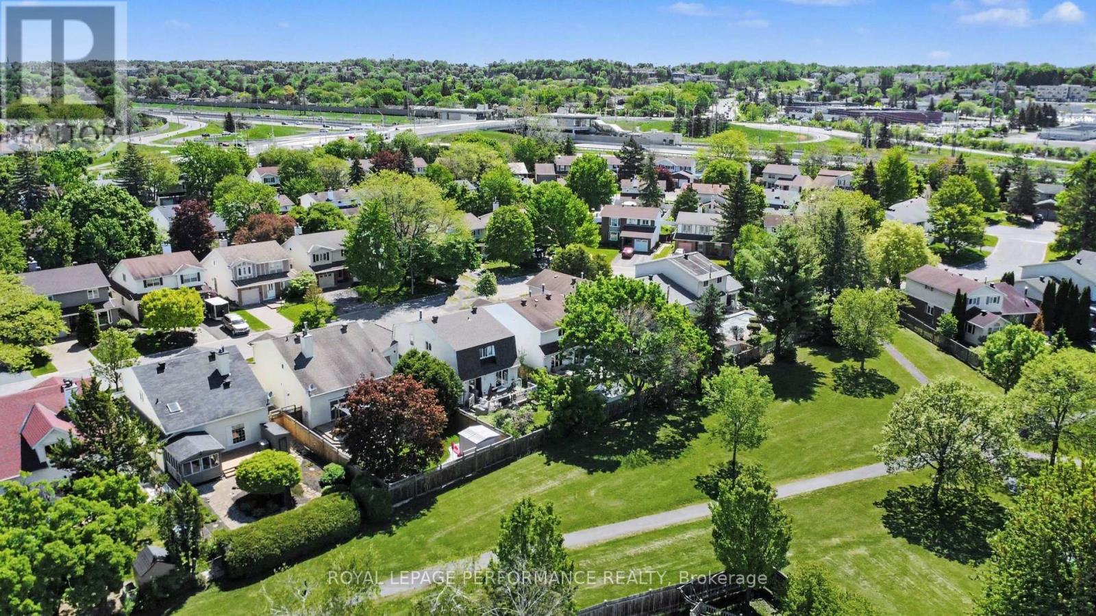 1163 Sauterne Park, Ottawa, Ontario K1C 2H3 - Photo 2 - X13230002