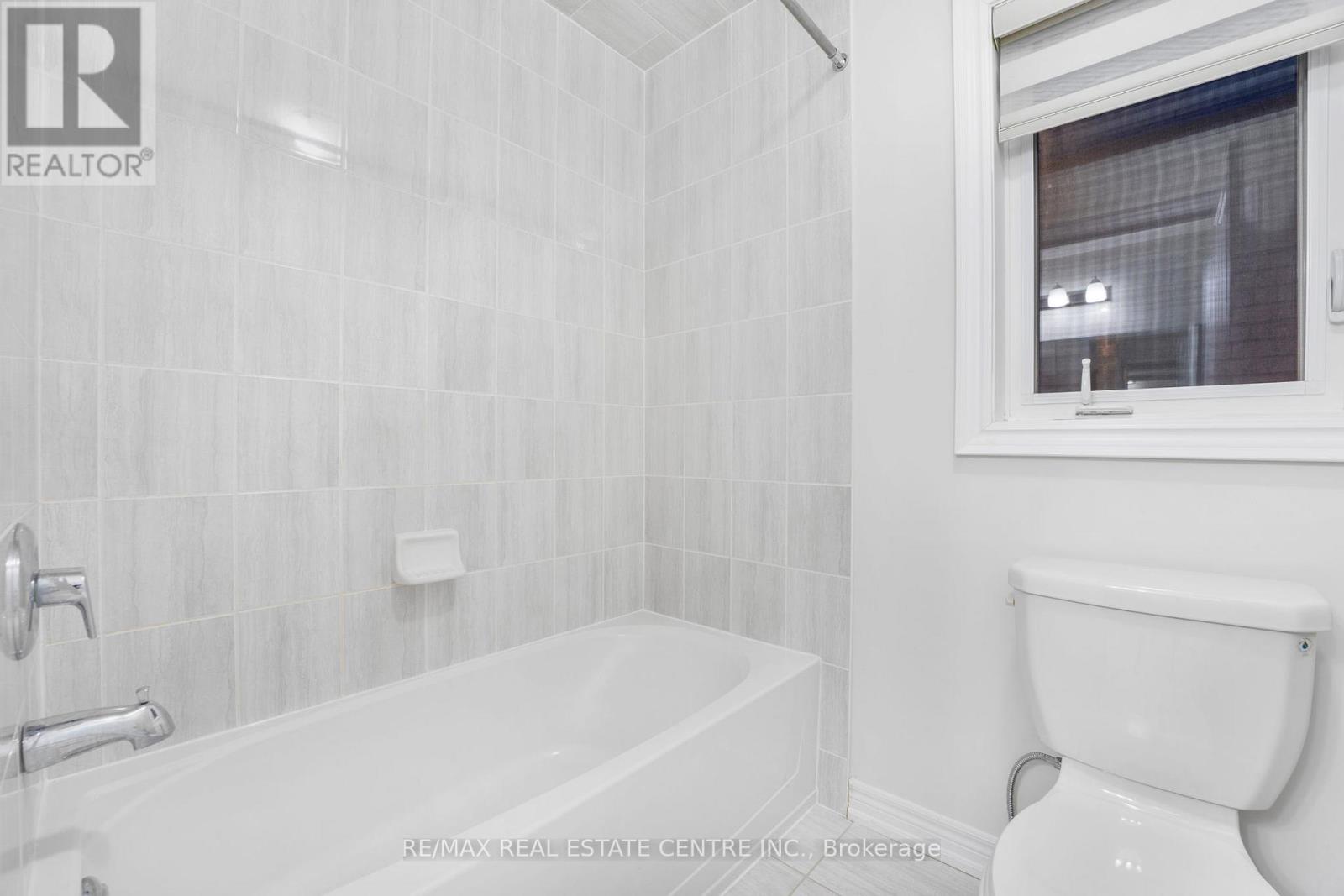 5 Forsyth Crescent E, Brampton, Ontario  L6X 5N2 - Photo 18 - W13229244