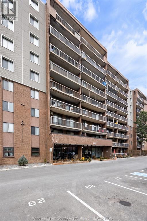 3936 WYANDOTTE STREET East Unit# 312, Windsor, Ontario