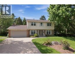 39 MAUREEN Avenue, Ancaster, Ontario