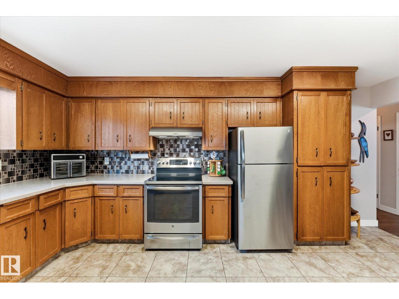 11331 25 Av Nw, Edmonton, Alberta  T6J 5J1 - Photo 16 - E4491303