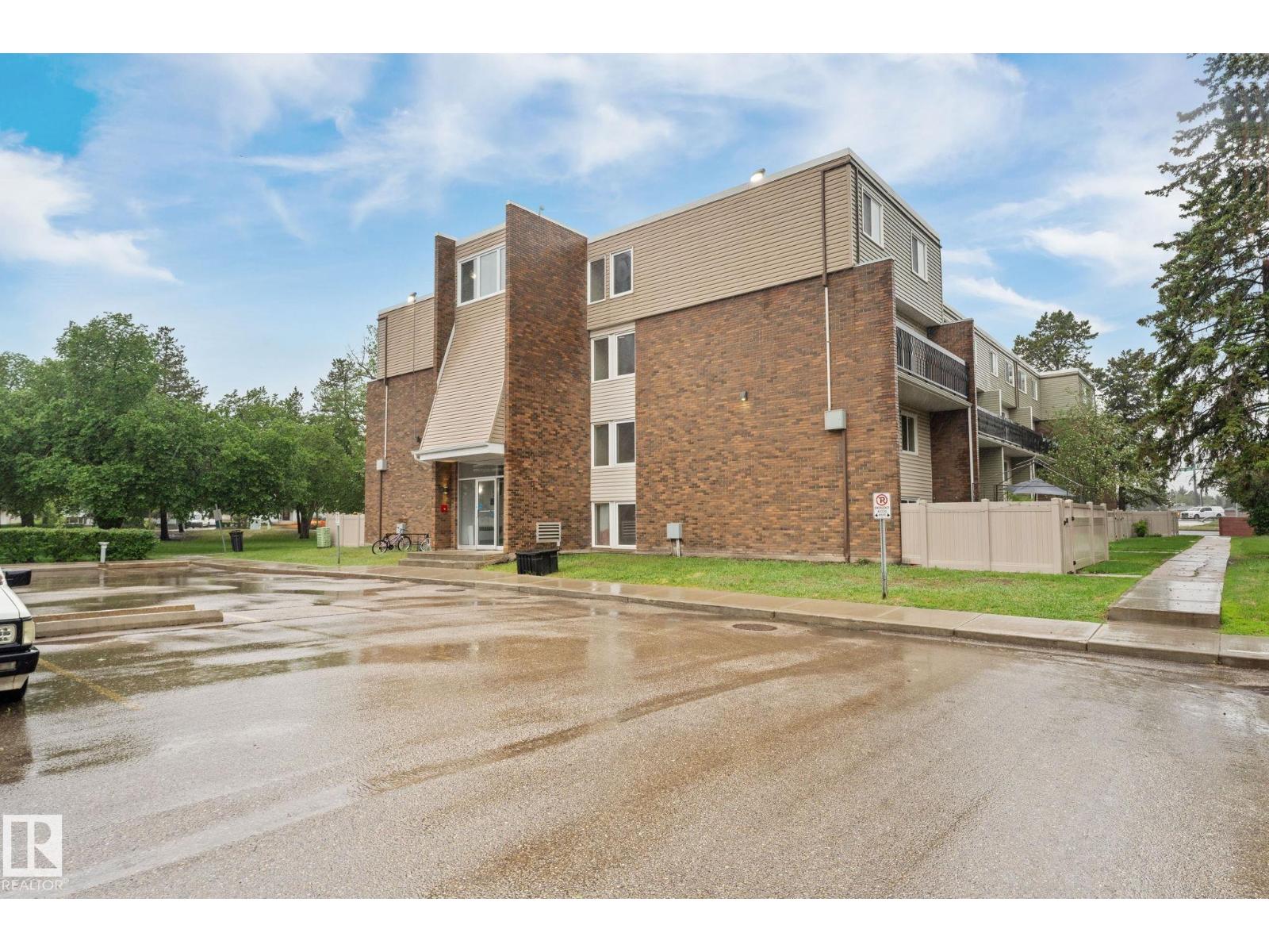 #202 7815 159 St Nw, Edmonton, Alberta  T5R 2E1 - Photo 1 - E4491305