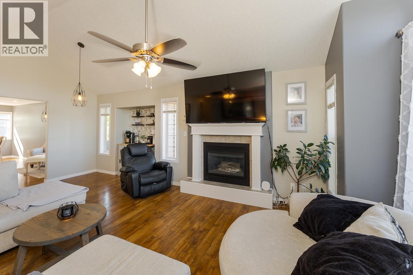 6963 Westgate Place, Prince George, British Columbia  V2N 5R3 - Photo 4 - R3131093