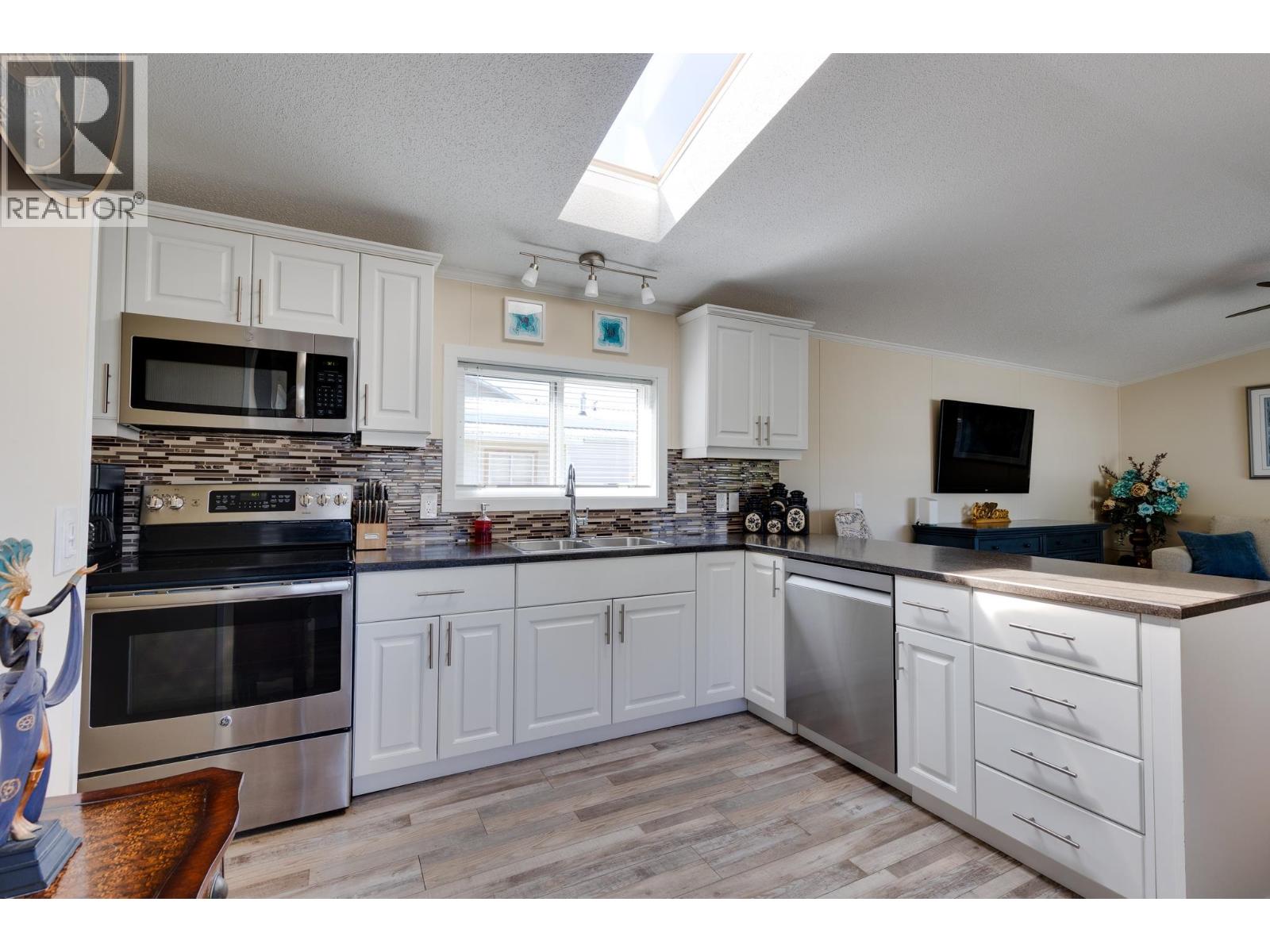 4599 Gray Drive, Prince George, British Columbia  V2K 4Y4 - Photo 8 - R3131099