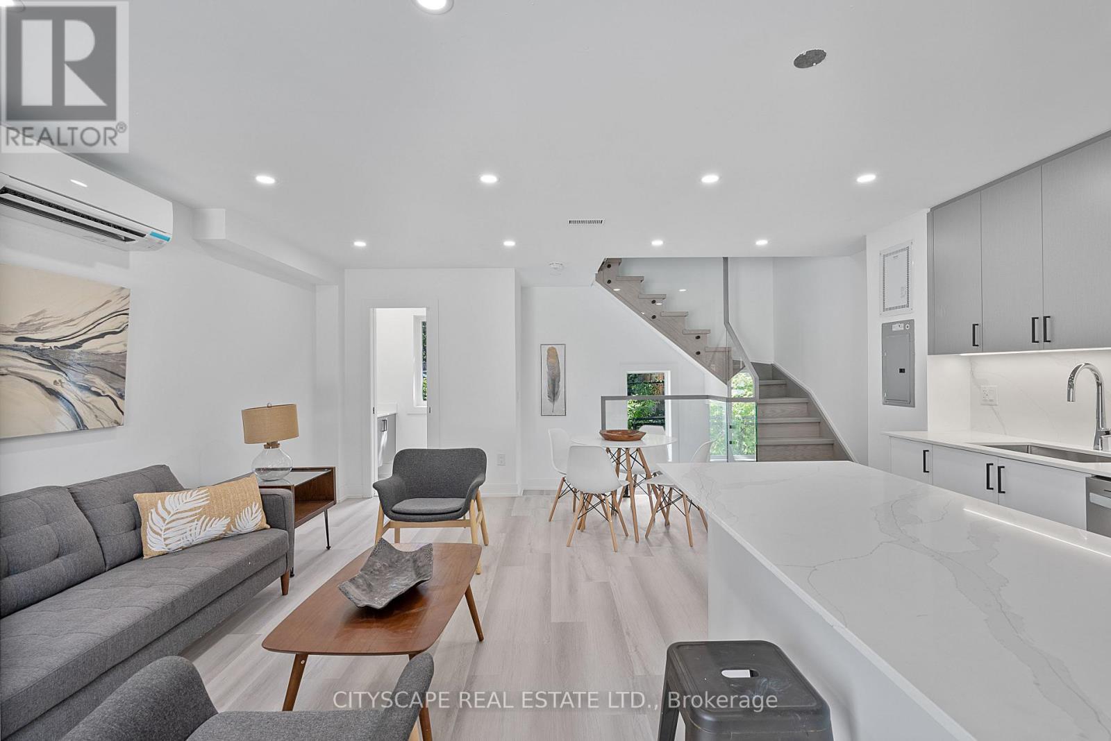 5 GDN STE - 591 OAKWOOD AVENUE, Toronto, Ontario