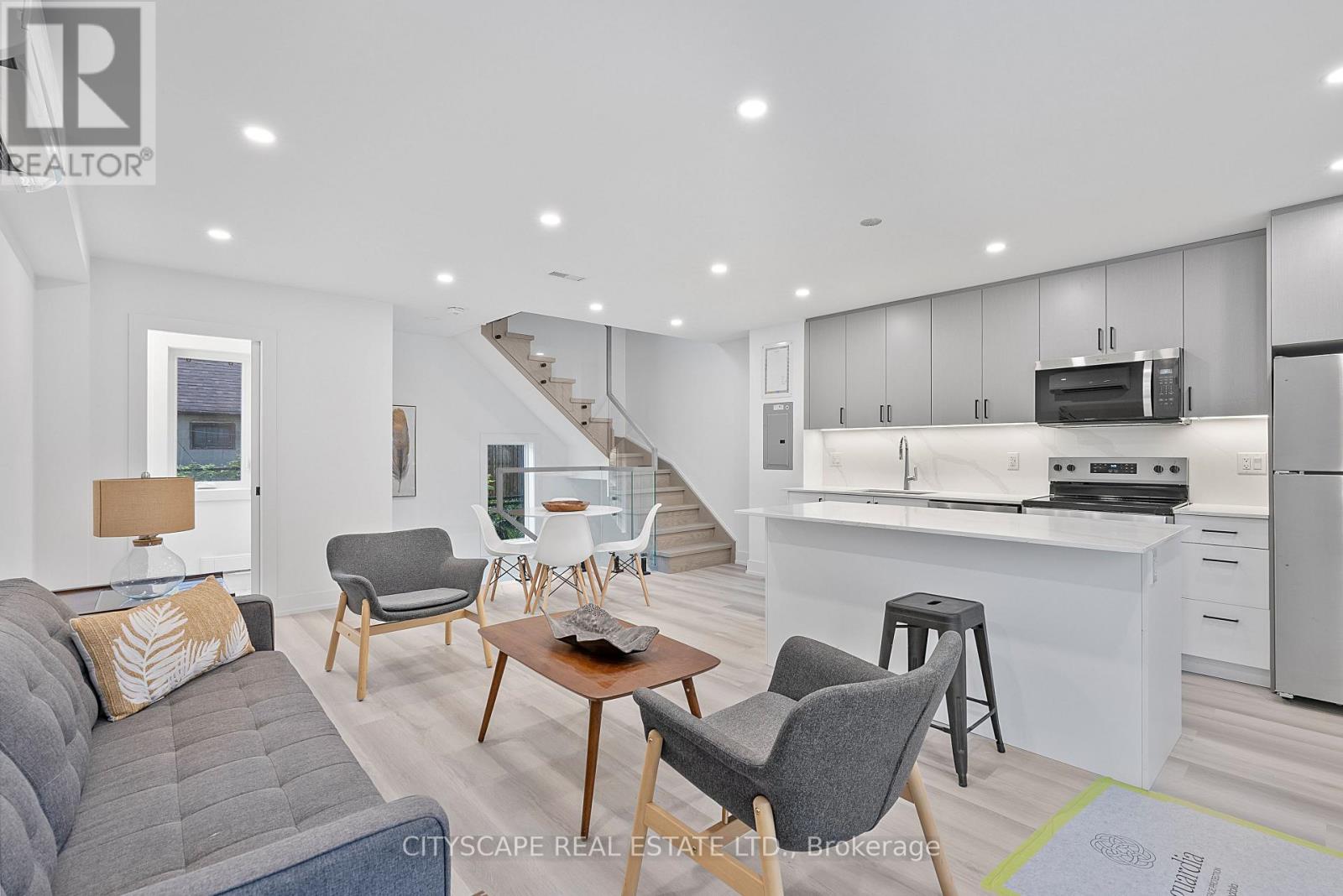 5 Gdn Ste - 591 Oakwood Avenue, Toronto, Ontario  M6E 2X8 - Photo 28 - C13218090