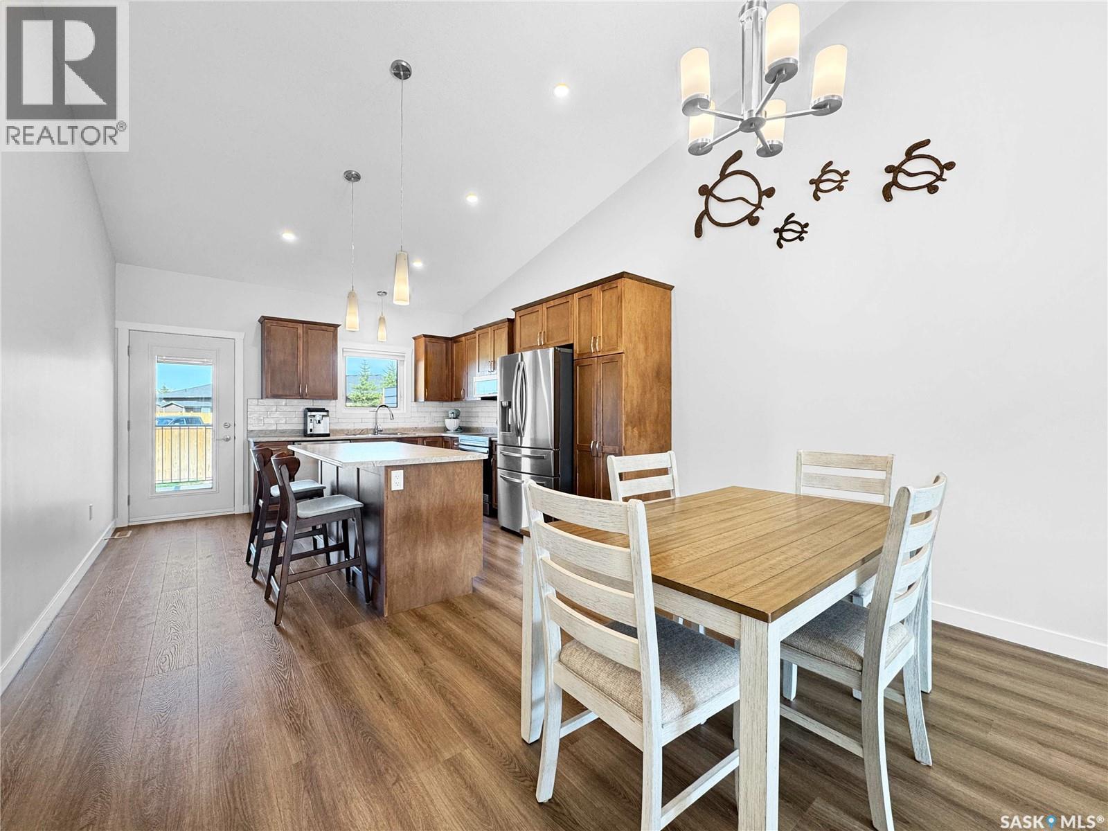 154 Heritage Landing Crescent, Battleford, Saskatchewan  S0M 0E0 - Photo 6 - SK037876