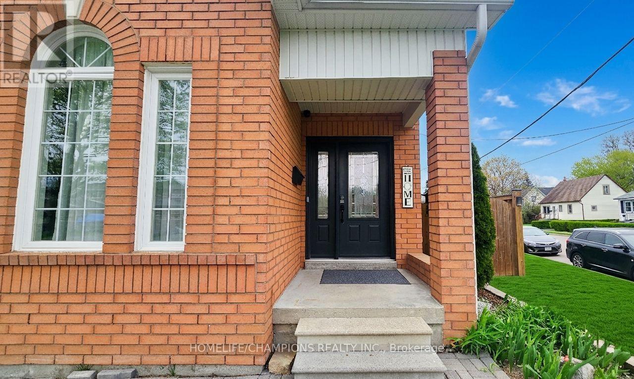 25 Archibald Street, Brampton, Ontario  L6X 1M1 - Photo 4 - W13228794