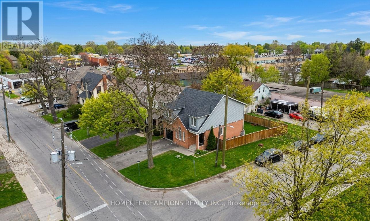25 Archibald Street, Brampton, Ontario  L6X 1M1 - Photo 2 - W13228794