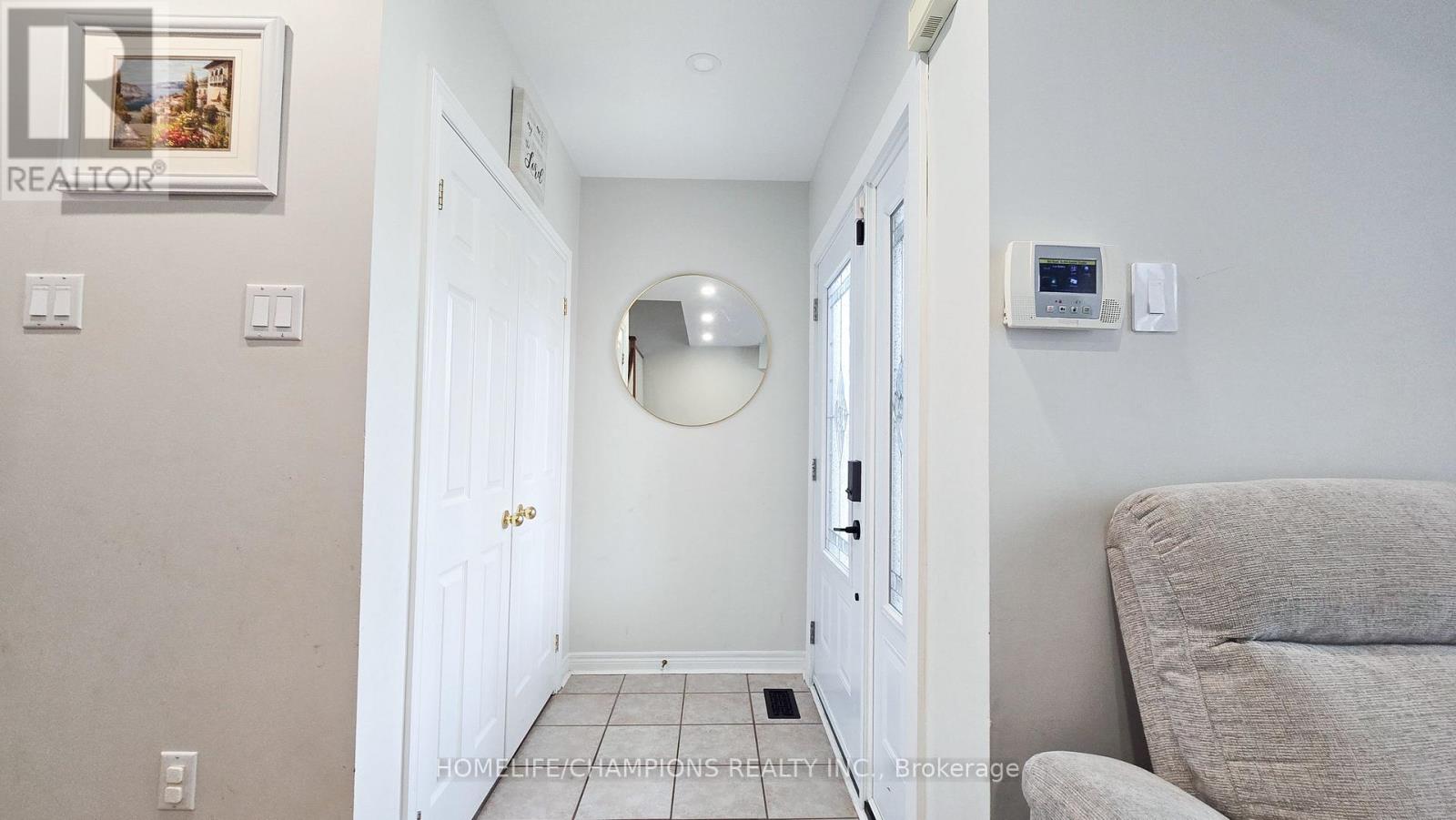 25 Archibald Street, Brampton, Ontario  L6X 1M1 - Photo 5 - W13228794