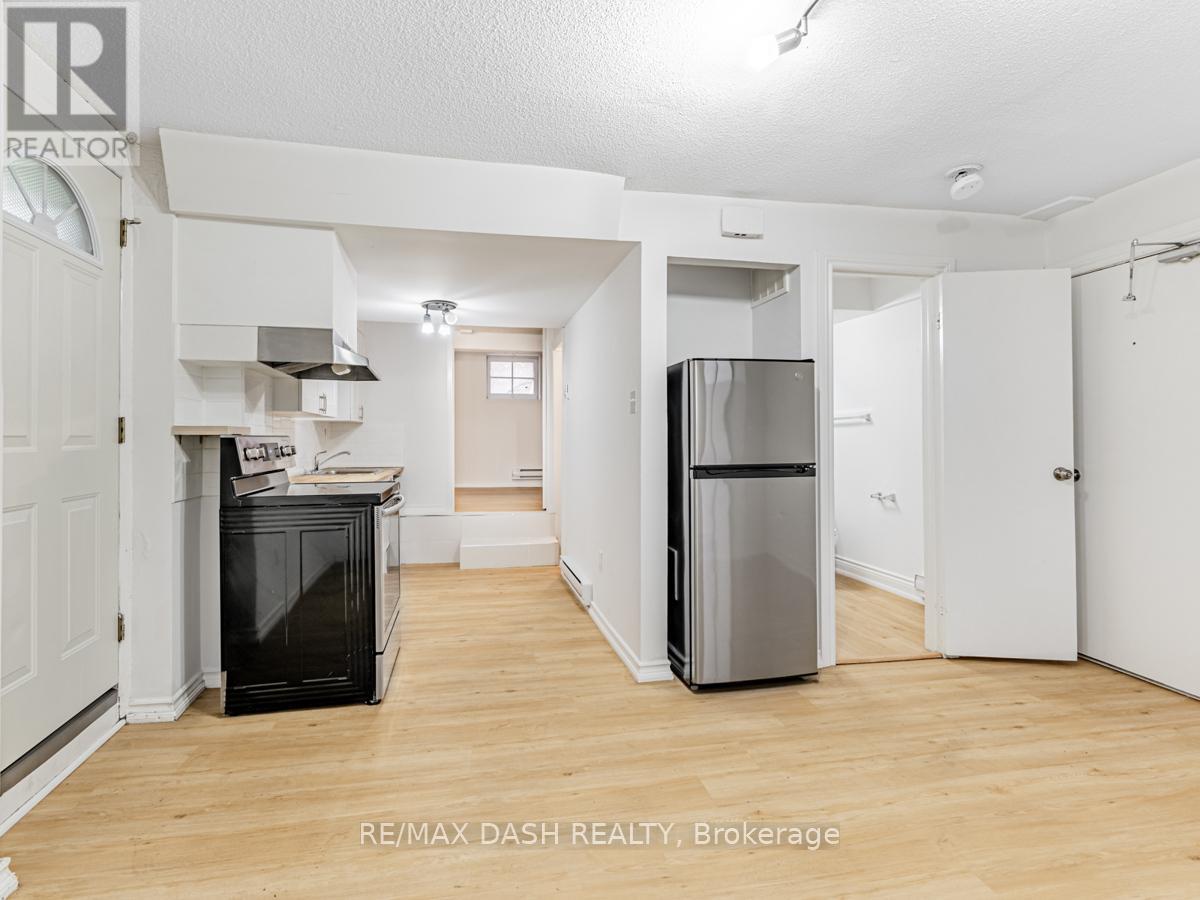 B2 - 663 Huron Street, Toronto, Ontario  M5R 2R8 - Photo 10 - C13229874