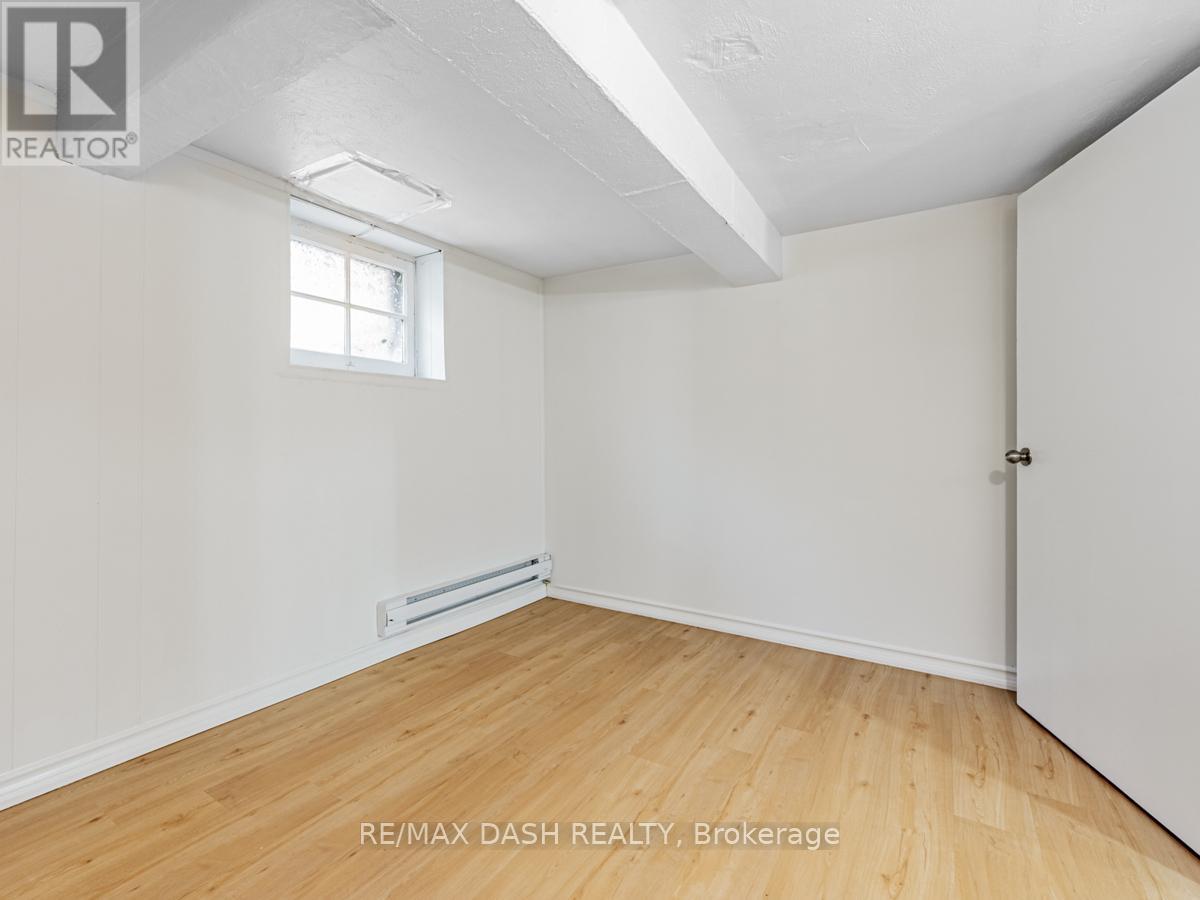 B2 - 663 Huron Street, Toronto, Ontario  M5R 2R8 - Photo 14 - C13229874