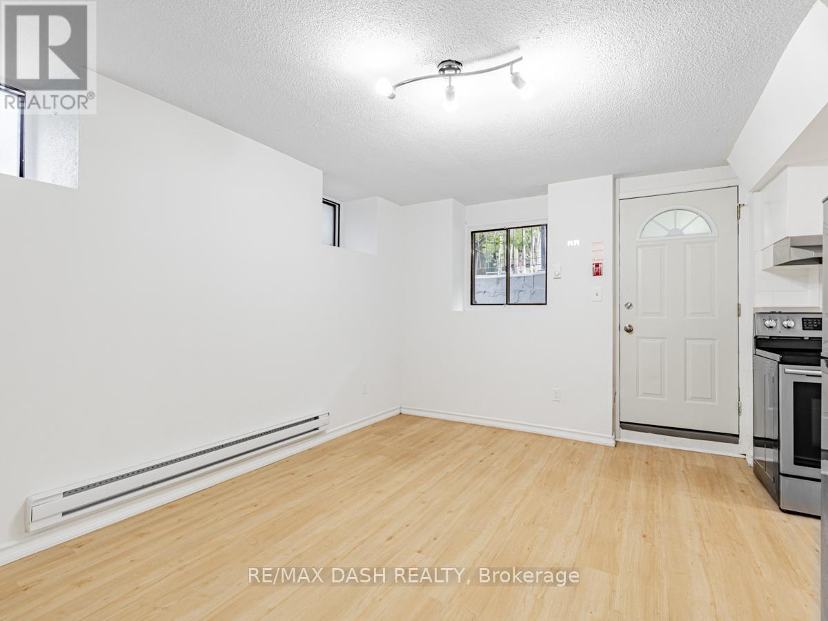 B2 - 663 Huron Street, Toronto, Ontario  M5R 2R8 - Photo 19 - C13229874