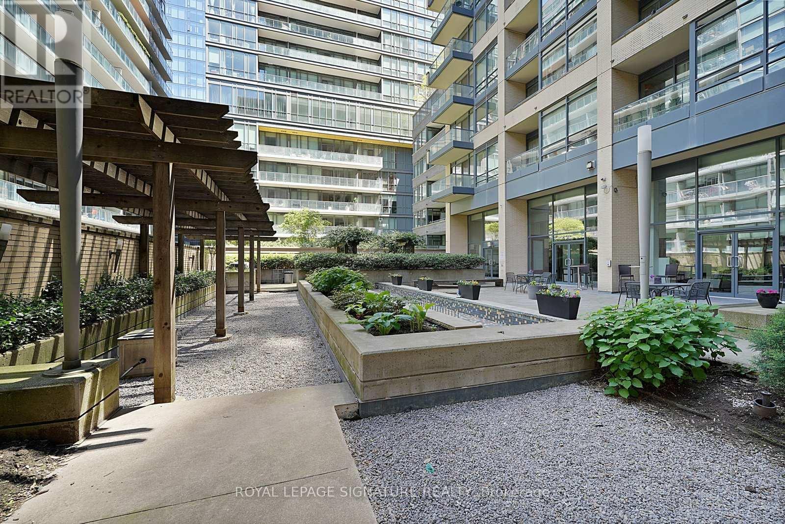 1417 - 438 King Street W, Toronto, Ontario  M5V 3T9 - Photo 27 - C13229904