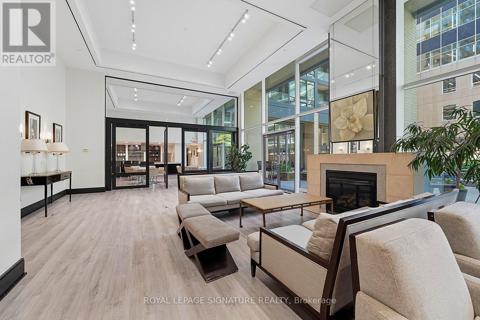 1417 - 438 King Street W, Toronto, Ontario  M5V 3T9 - Photo 33 - C13229904