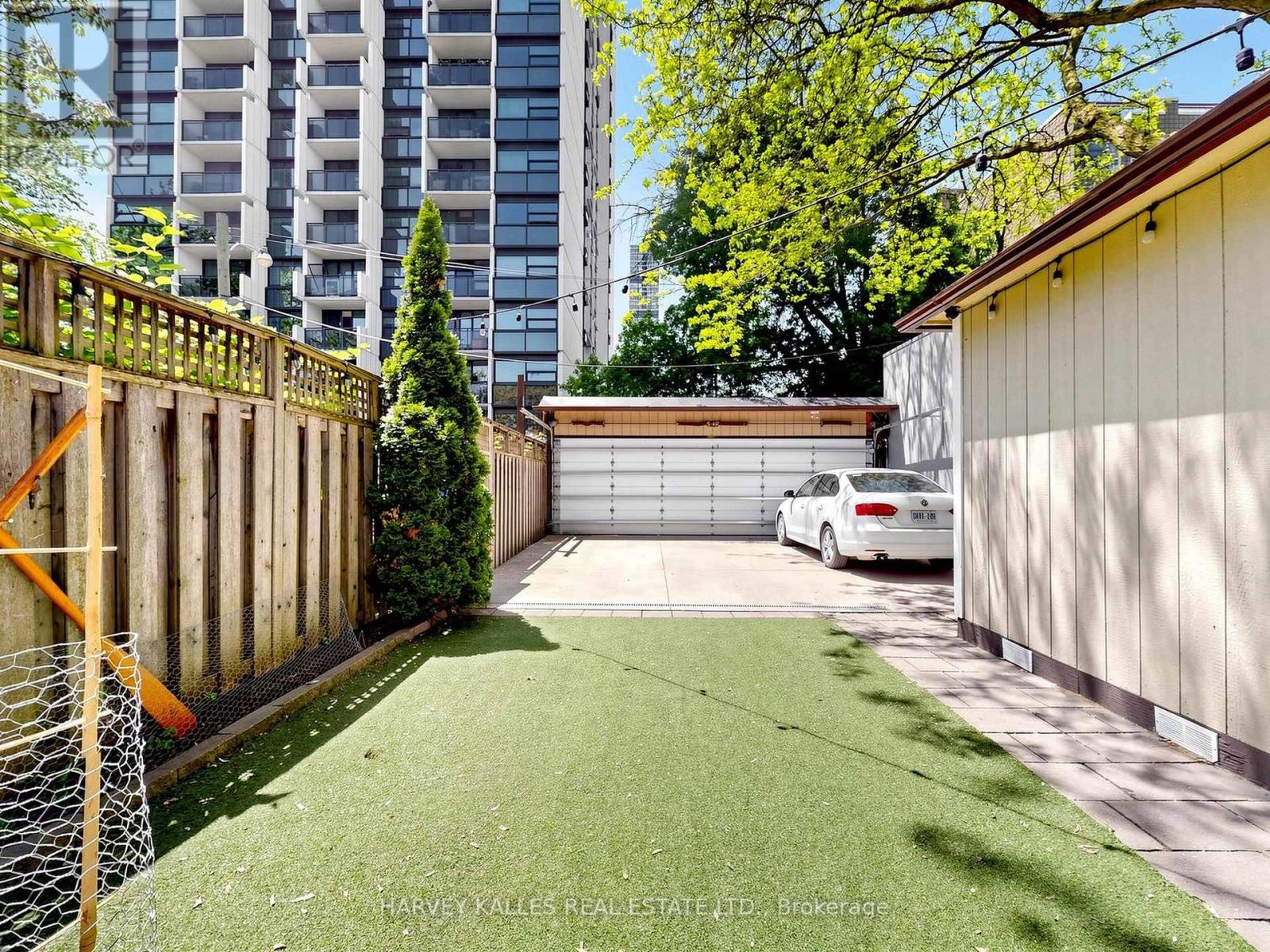 2 - 134 Seaton Street, Toronto, Ontario  M5A 2T3 - Photo 37 - C13230030