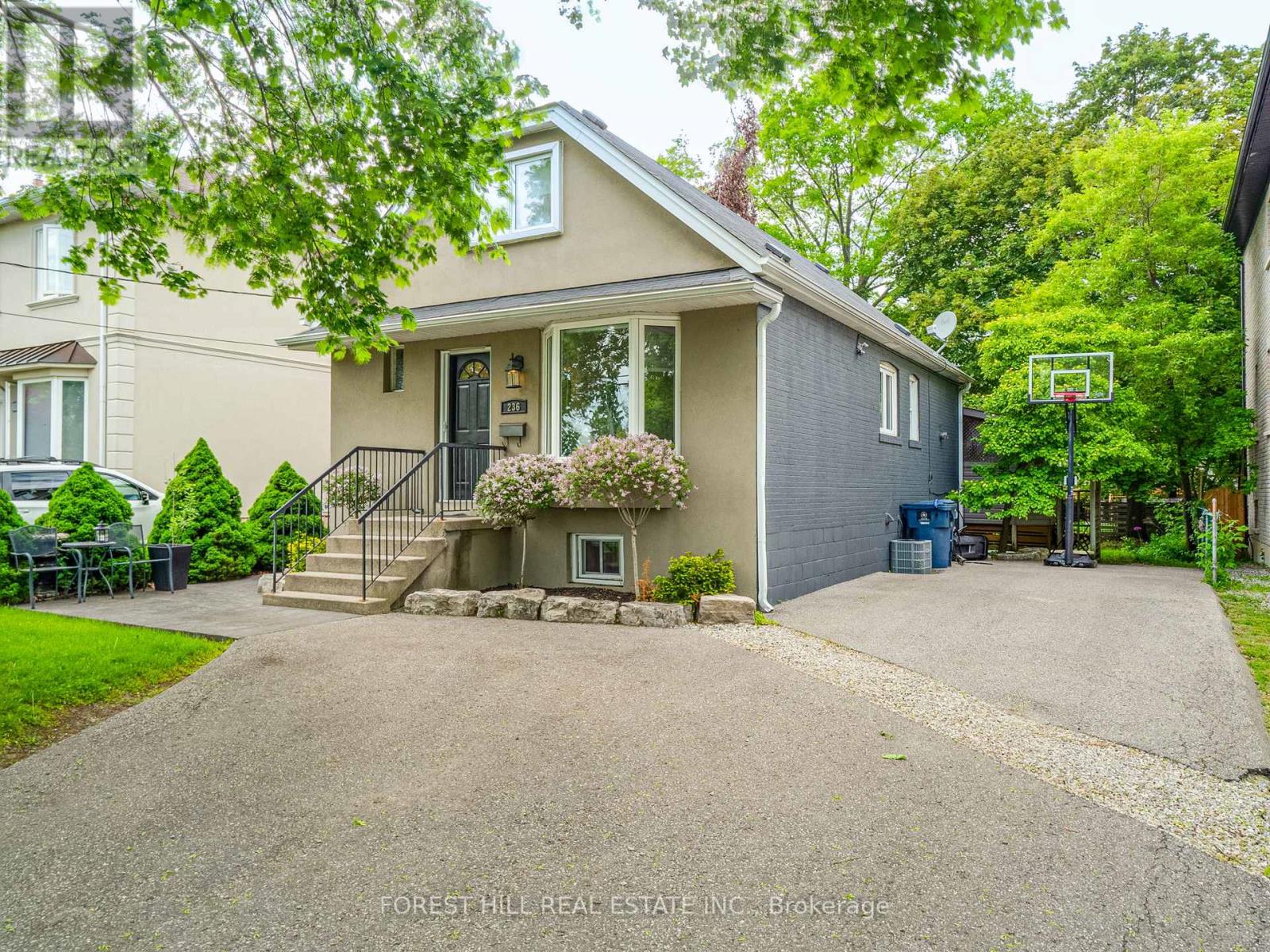 236 Cameron Avenue, Toronto, Ontario  M2N 1E7 - Photo 2 - C13230032