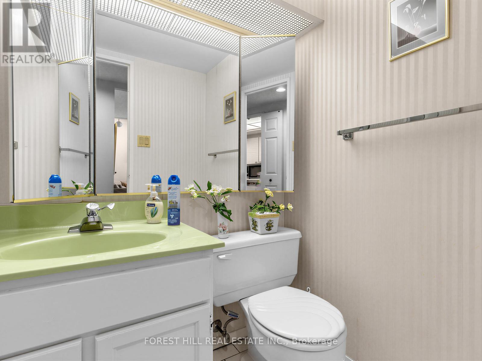 703 - 1555 Finch Avenue, Toronto, Ontario  M2J 4X9 - Photo 12 - C13230042