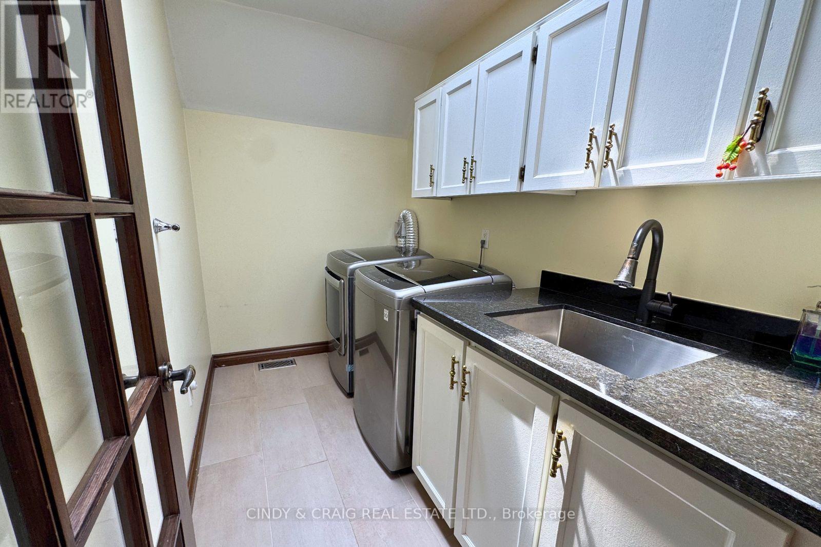 1426 Highbush Trail, Pickering, Ontario  L1V 1N5 - Photo 22 - E13229718