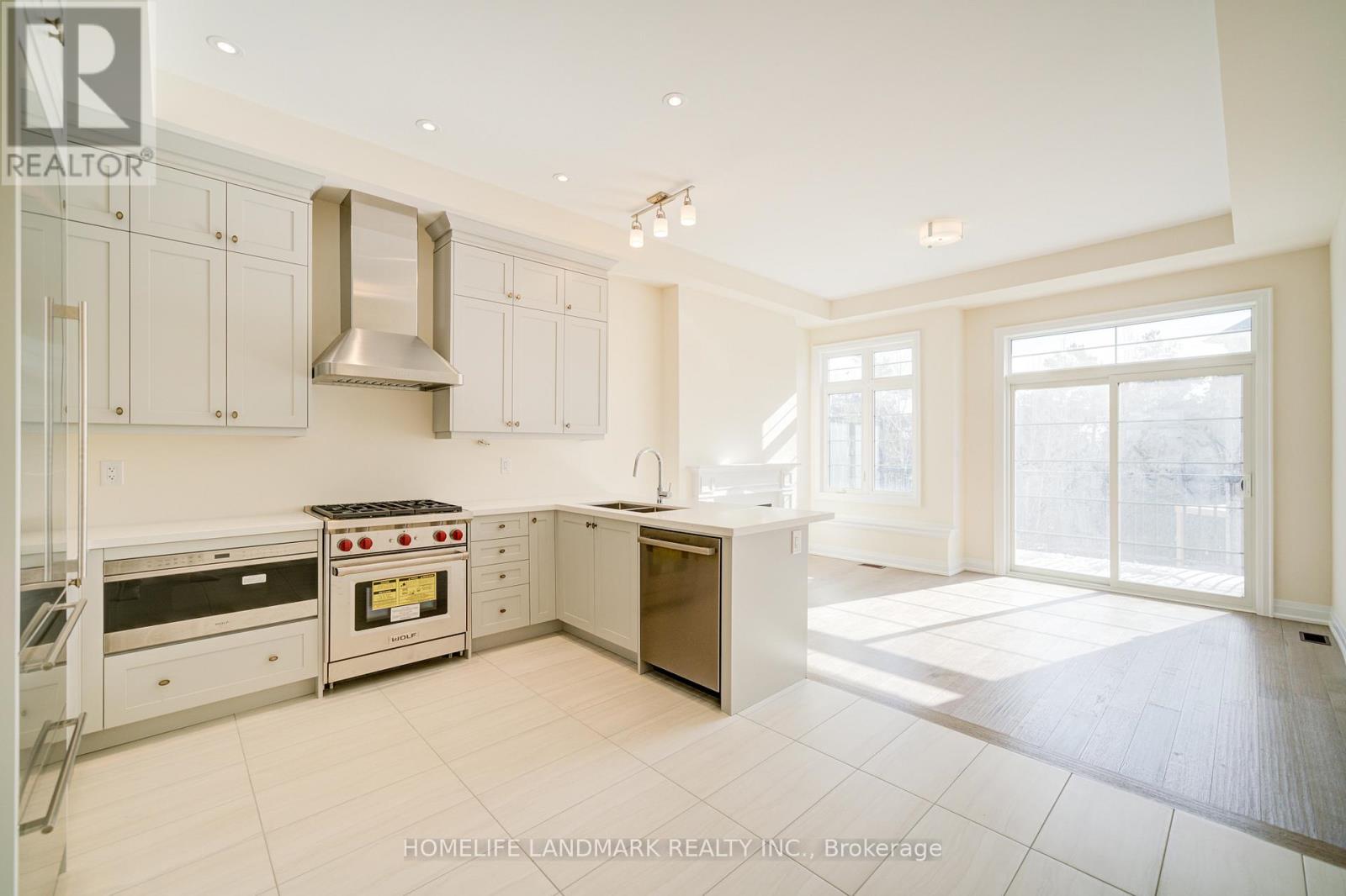 4285 Major Mackenzie Drive E, Markham, Ontario  L6C 3L5 - Photo 11 - N13229838