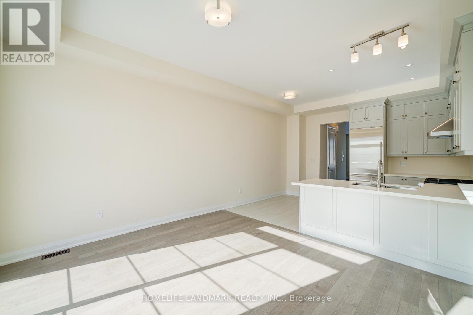 4285 Major Mackenzie Drive E, Markham, Ontario  L6C 3L5 - Photo 16 - N13229838