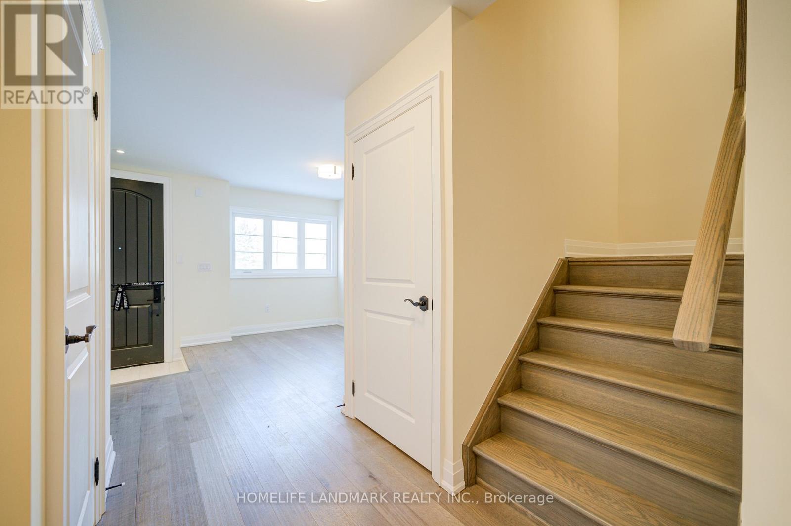 4285 Major Mackenzie Drive E, Markham, Ontario  L6C 3L5 - Photo 2 - N13229838