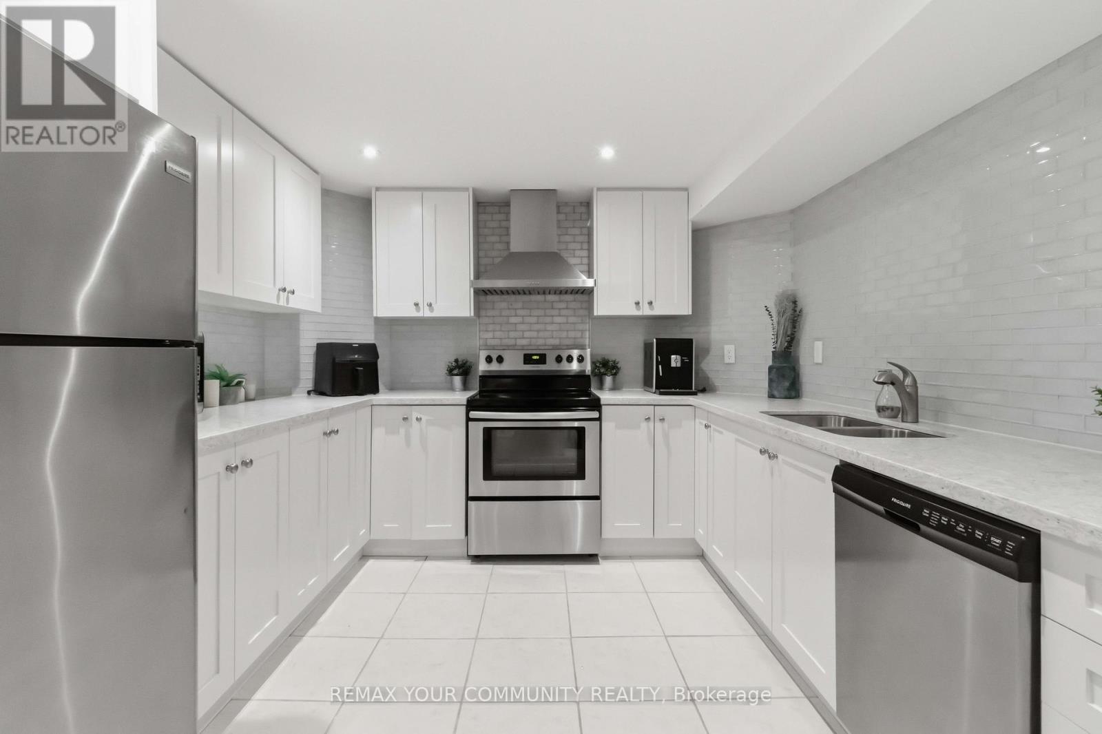 512 Vaughan Mills Road, Vaughan, Ontario  L4H 1G9 - Photo 24 - N13229966