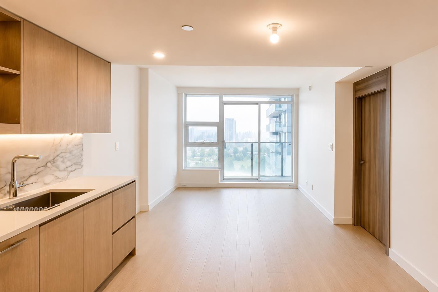 2001 13768 100 Avenue, Surrey, British Columbia  V3T 0V2 - Photo 6 - R3131114