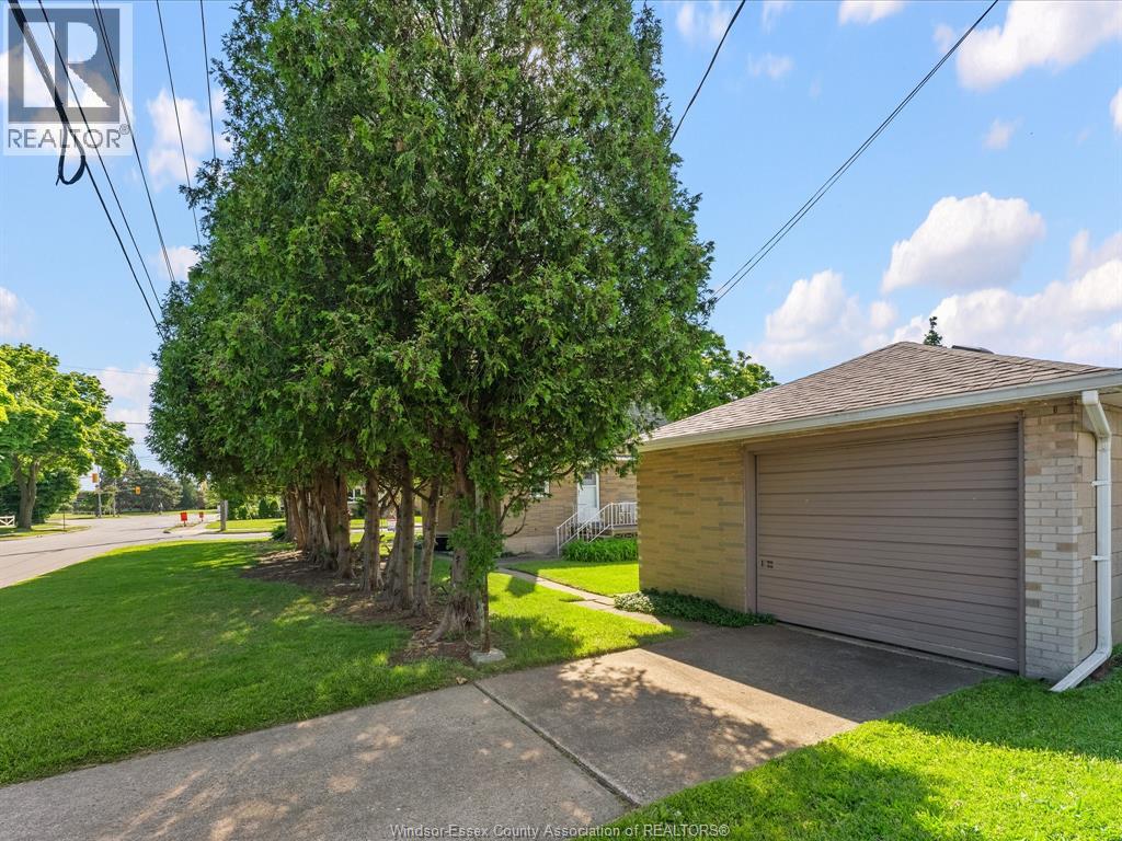 1105 Dot Avenue, Windsor, Ontario  N9C 3H9 - Photo 24 - 26012891