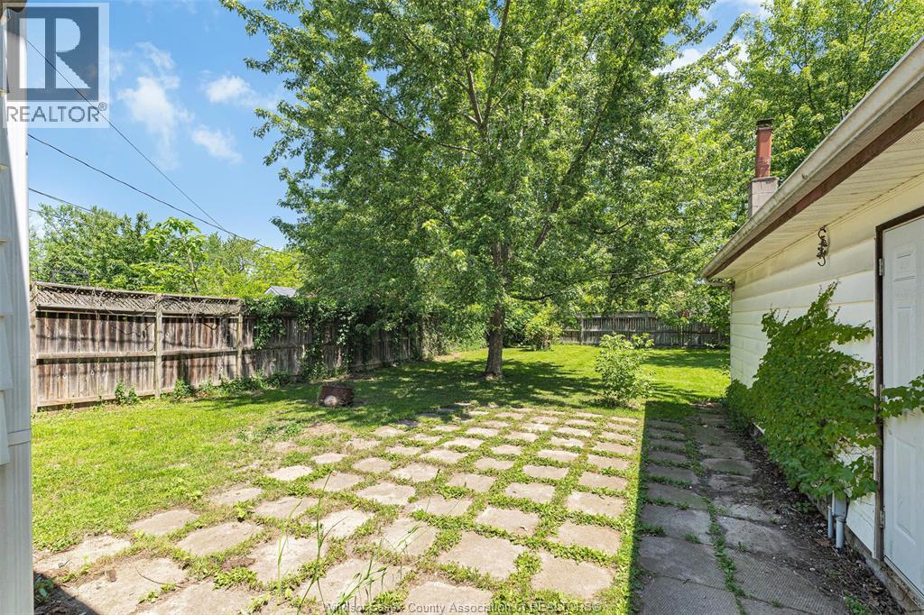 1522 Ford, Windsor, Ontario  N8T 2C8 - Photo 5 - 26012860