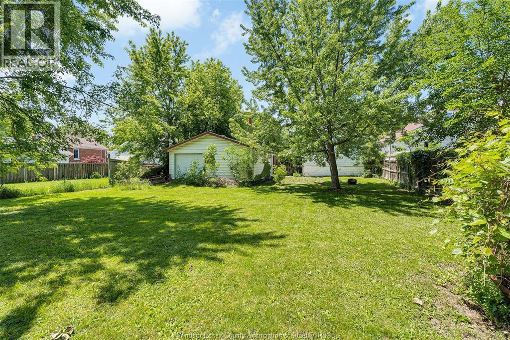 1522 Ford, Windsor, Ontario  N8T 2C8 - Photo 8 - 26012860