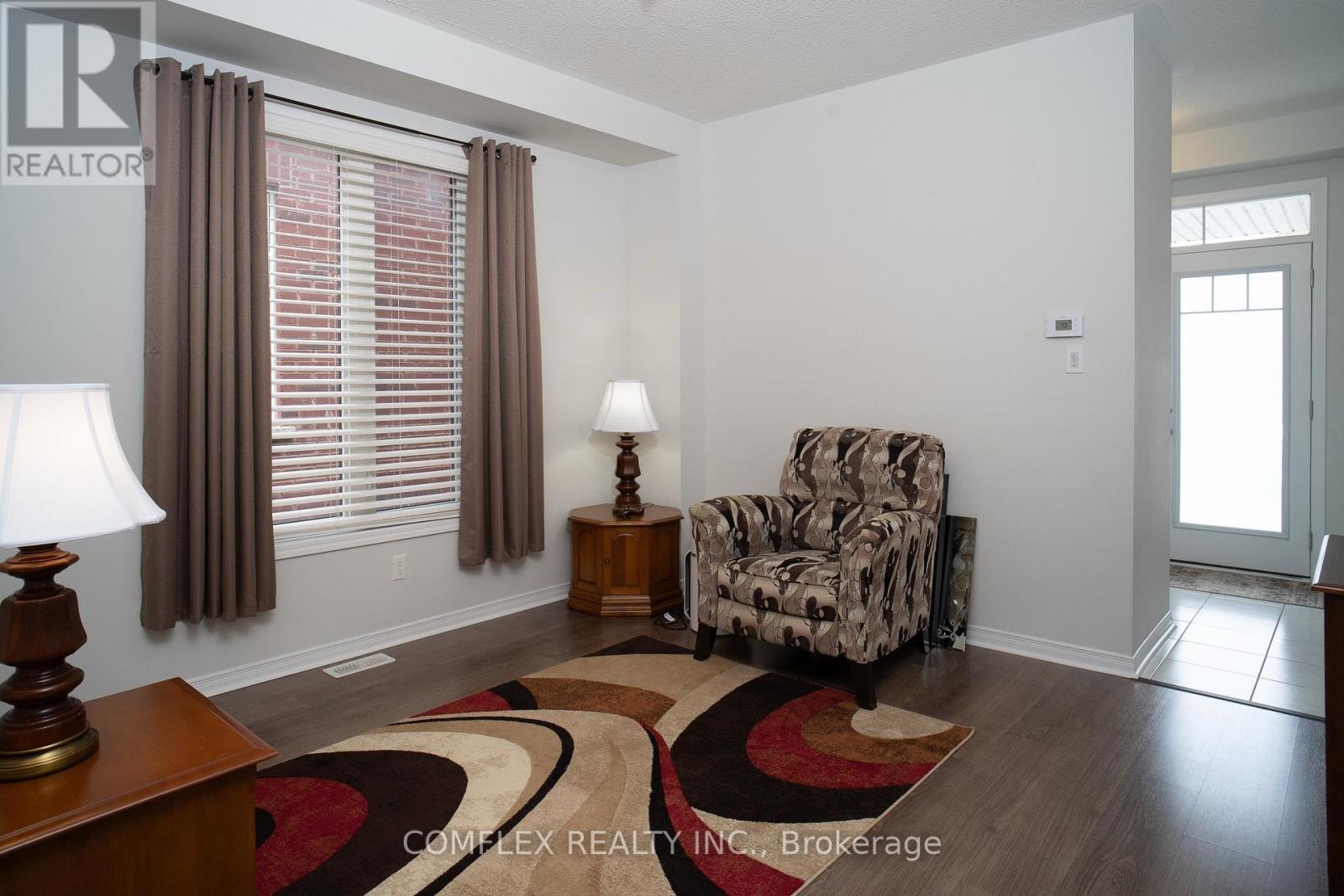 9 Barfoot Street, Collingwood, Ontario  L9Y 3Y7 - Photo 5 - S13229792