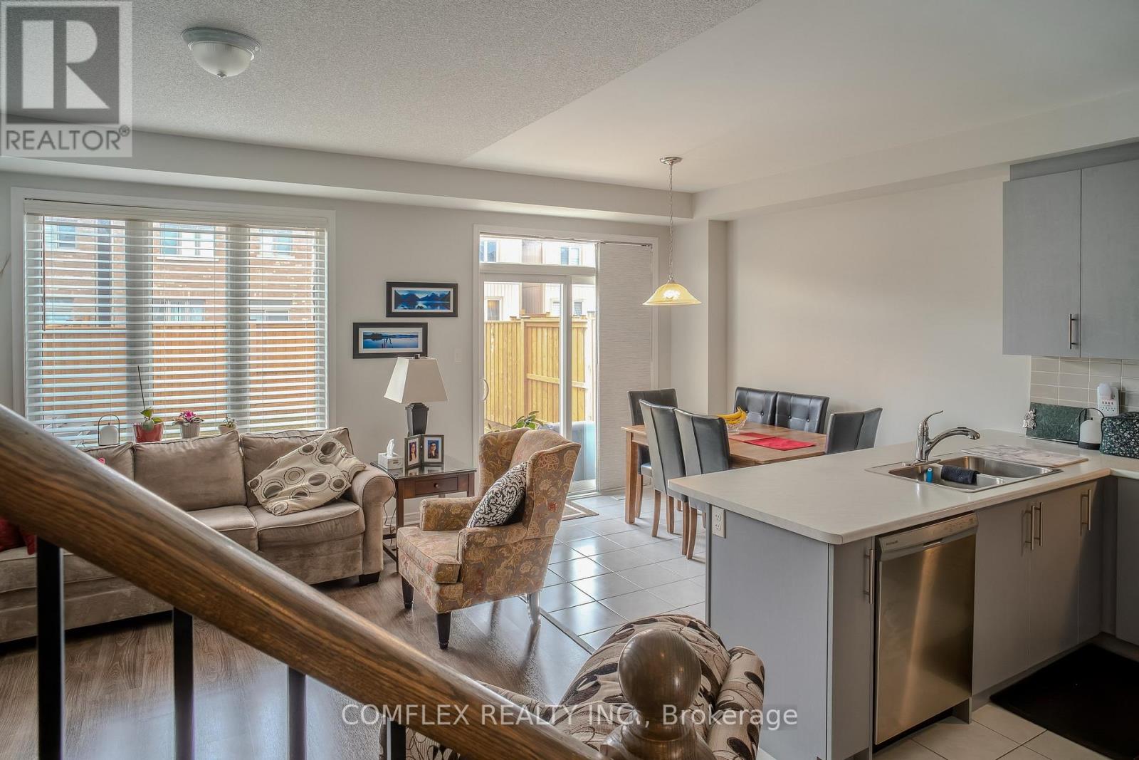 9 Barfoot Street, Collingwood, Ontario  L9Y 3Y7 - Photo 7 - S13229886