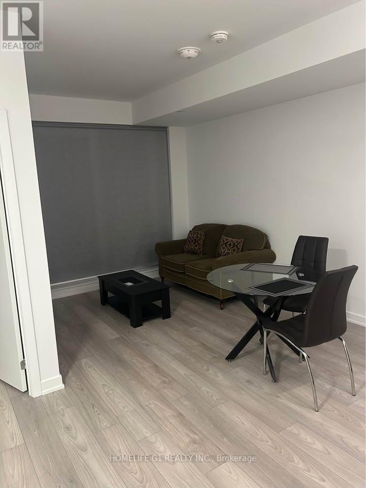 1028 - 1007 The Queensway Drive, Toronto, Ontario  M8Z 6C7 - Photo 5 - W13229930