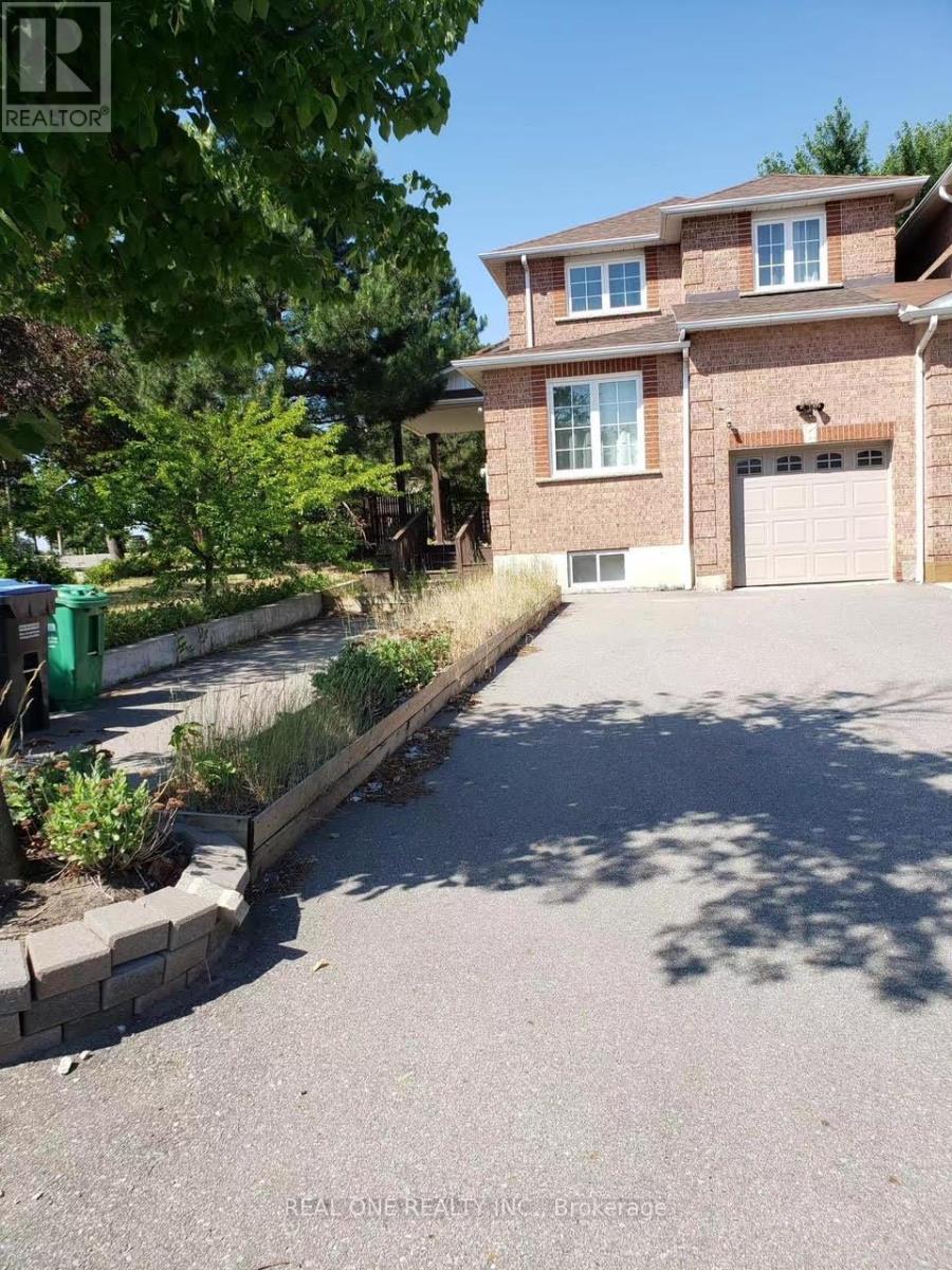 5292 Longhouse Crescent, Mississauga, Ontario  L5R 3S4 - Photo 2 - W13229980