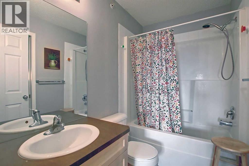 9303, 70 Panamount Drive Nw, Calgary, Alberta  T3K 6K6 - Photo 16 - A2293894