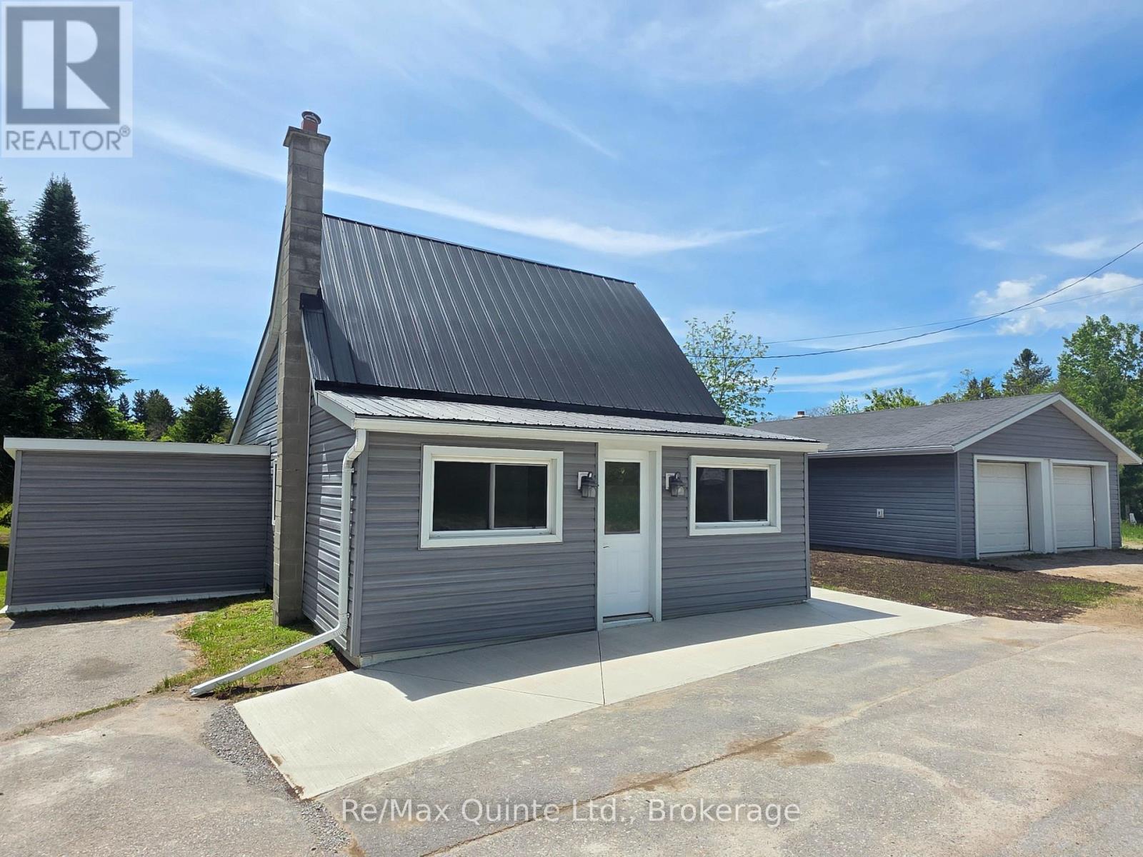 61 COUNTY ROAD 1 ROAD, Prince Edward County, Ontario