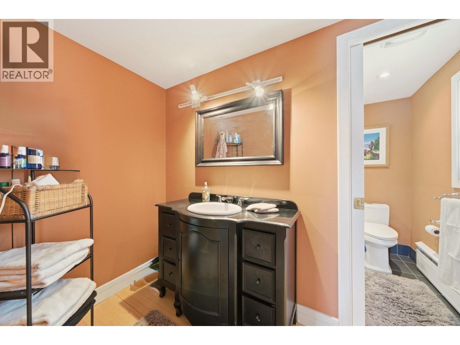 2848 Panorama Drive, North Vancouver, British Columbia  V7G 1V6 - Photo 15 - R3130161
