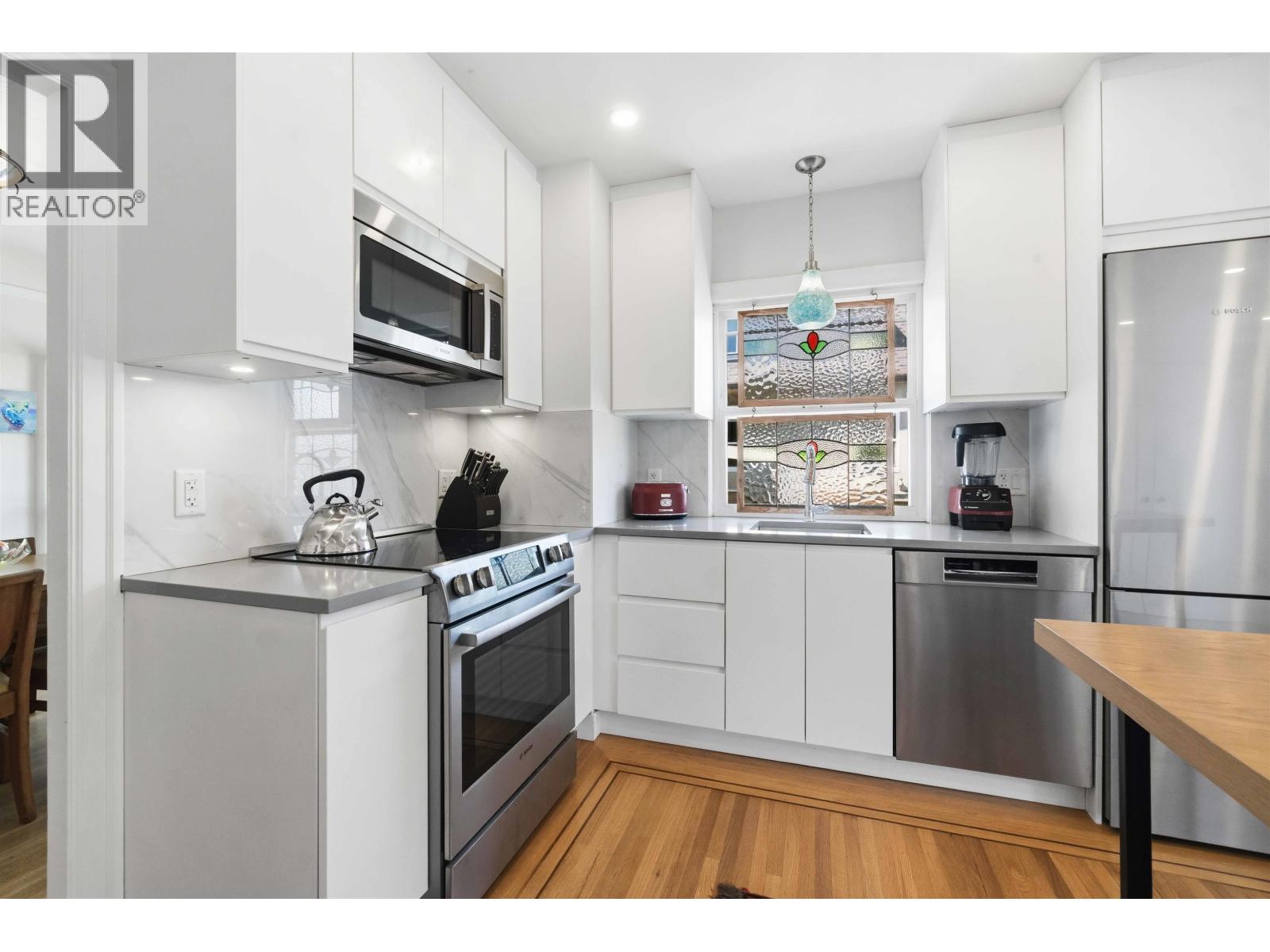 433 W 18th Avenue, Vancouver, British Columbia  V5Y 2A9 - Photo 10 - R3131022